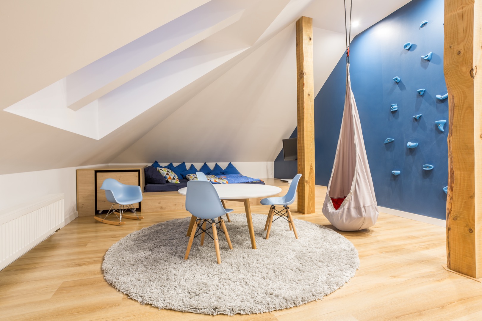 Play room at the attic Relaxing apartment bay view